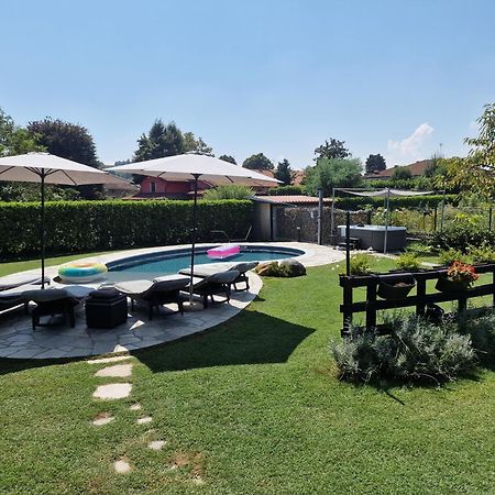 Bed and Breakfast La Tana Dei Corgi Moncrivello Exterior foto