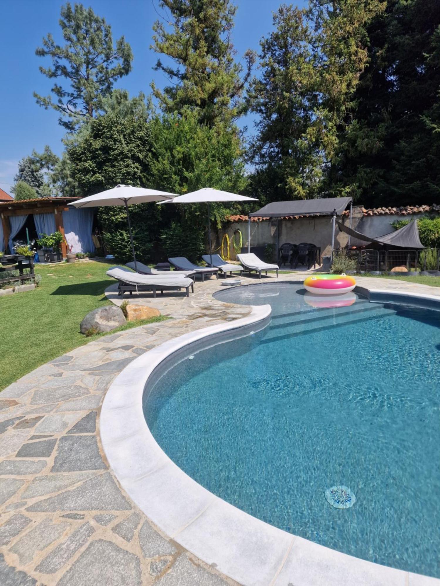 Bed and Breakfast La Tana Dei Corgi Moncrivello Exterior foto