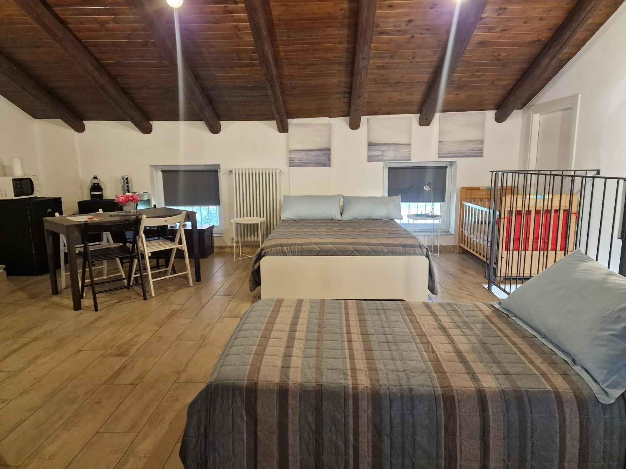 Bed and Breakfast La Tana Dei Corgi Moncrivello Exterior foto