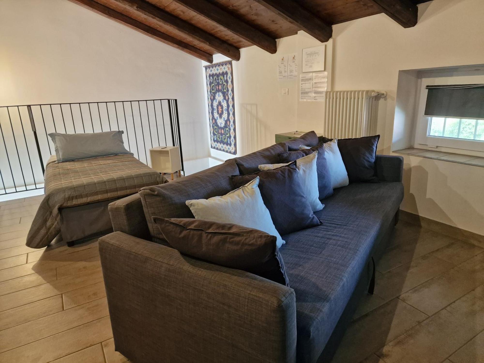 Bed and Breakfast La Tana Dei Corgi Moncrivello Exterior foto